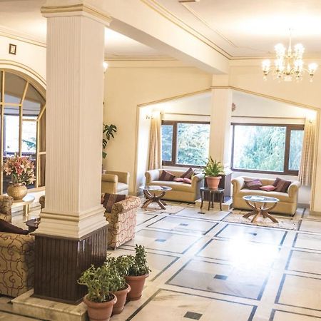 Royal Jardin Whistling Pines Resort Shimla Exterior foto